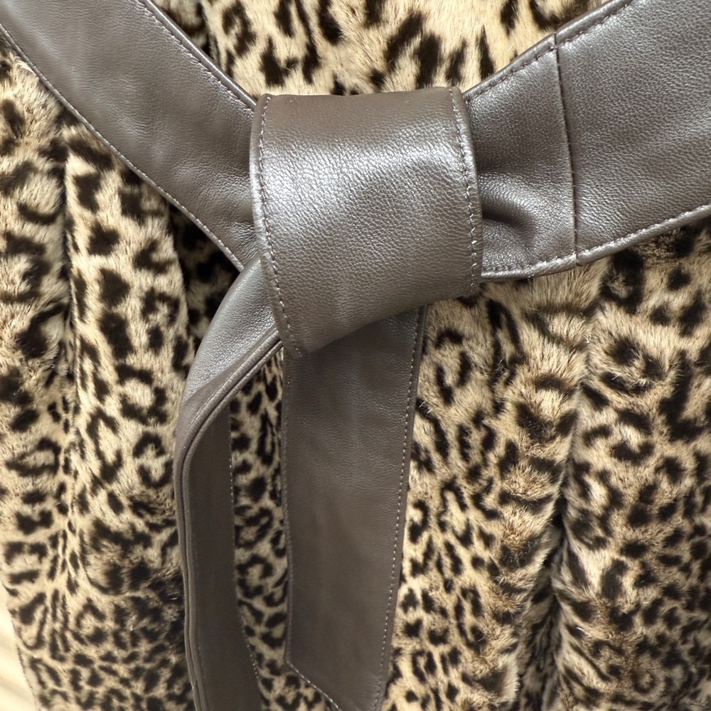 Calvin Klein Animal Print Faux Fur Coat with Brown Leatherette Belt - Picture 14 of 16